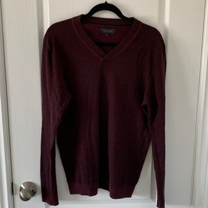 RW&Co burgundy sweater